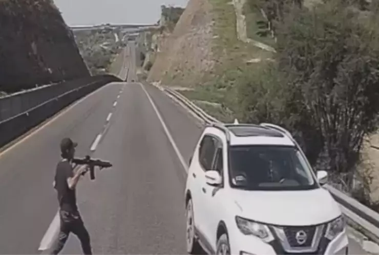 Asalto autopista Lagos de Moreno