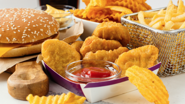 Entrará en vigor la ley General de Salud que prohíbe en México alimentos y bebidas que contengan grasas trans.