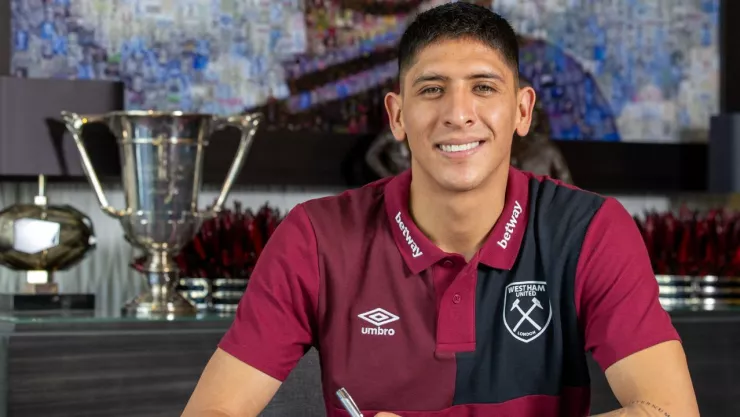 Edson Álvarez ficha por el West Ham, ¿cuánto ganará “El Machín” en la Premier League de Inglaterra?
