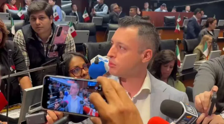 Luis Donaldo Colosio exhibe a Morena.