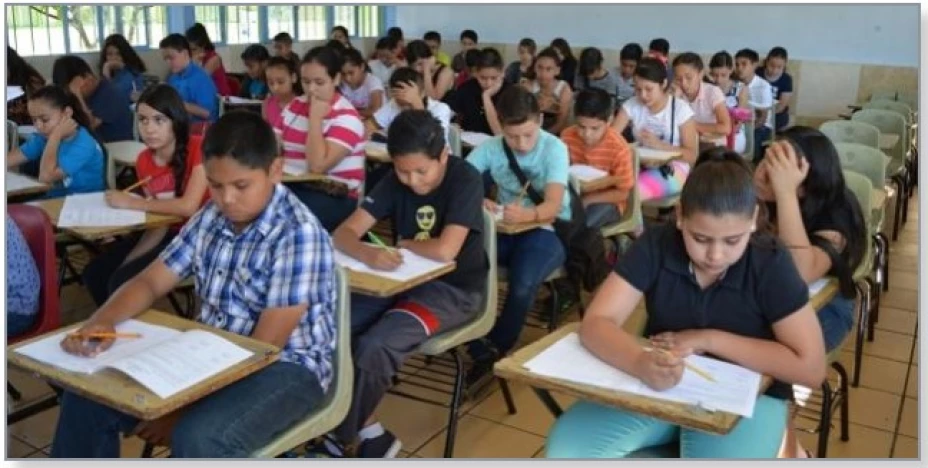 chihuahua estudiantes.jpg