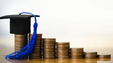 Becas para estudiantes de escuelas particulares