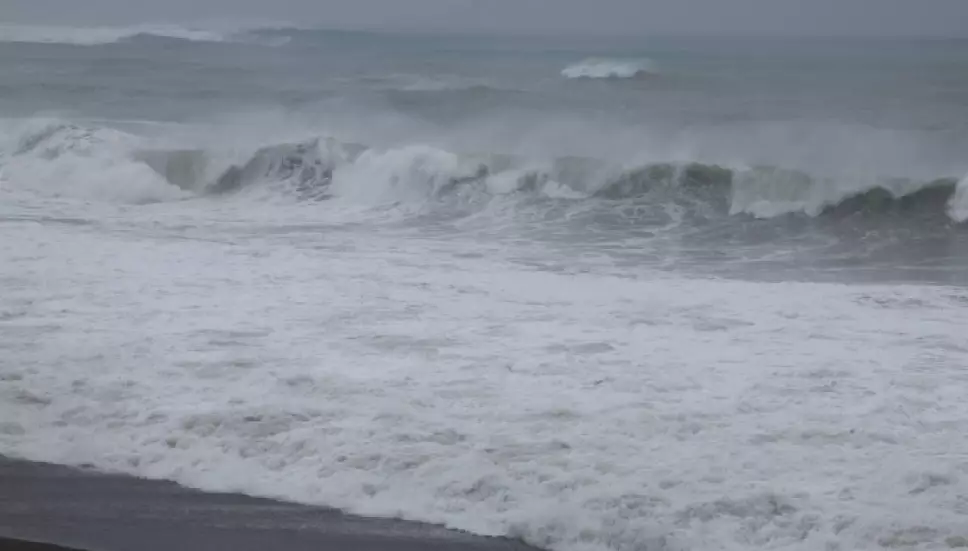 Huracán Beryl toca tierra como categoría 1