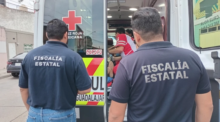 Rescate de adulta mayor en Guadalajara, Jalisco.