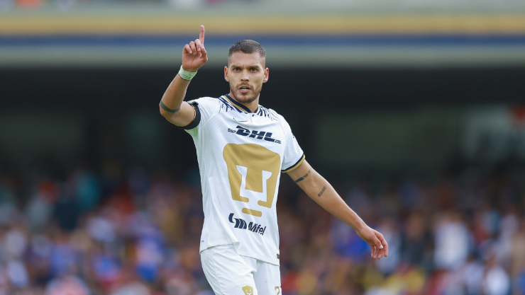 Nicol&aacute;s Freire Pumas Concacaf 