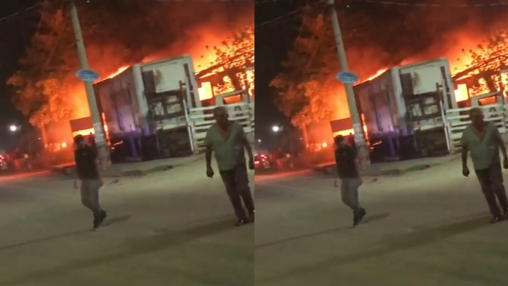 Se incendia yonke en La Costera en Culiacán.jpg