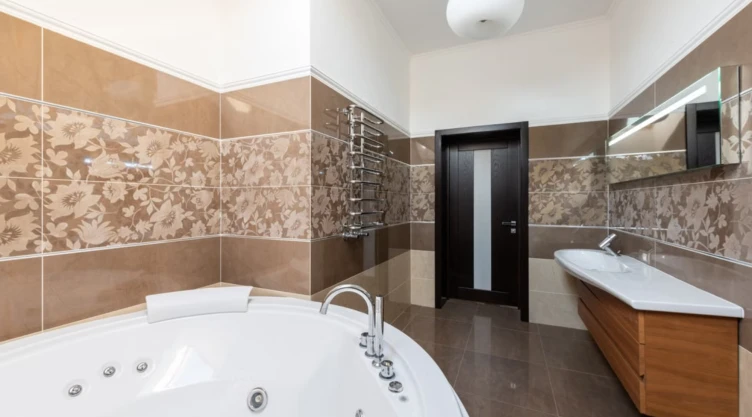 ¿Cómo hacer que el baño parezca de lujo 3 ideas fáciles?