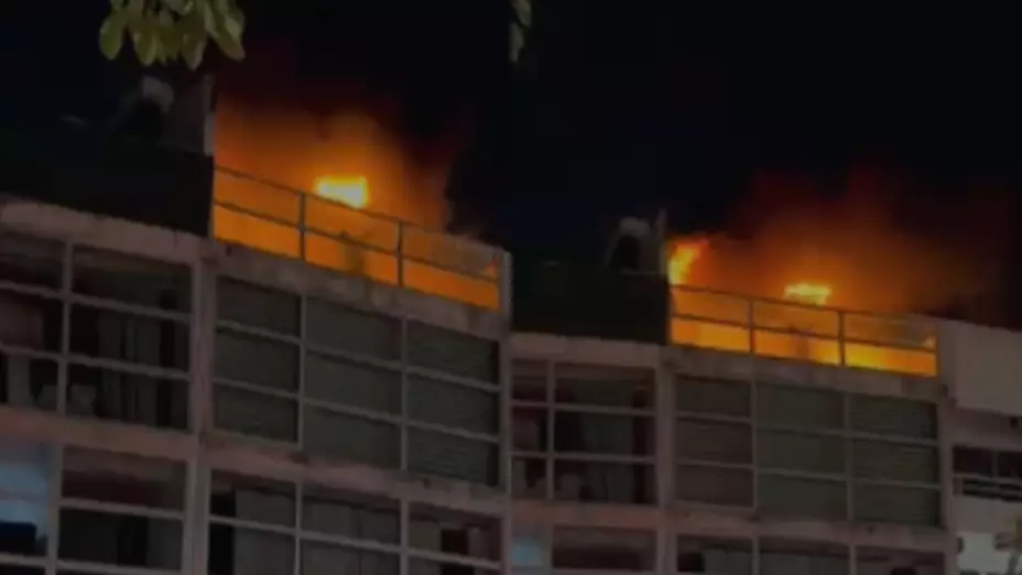 ÚLTIMA HORA_ Se registra aparatoso incendio en departamento en Av. Bonampak en Cancún; esto se sabe.jpg