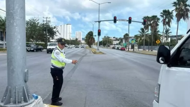 Implementan dispositivo vial por movilización en Cancún_ Estas son las vías alternas.jpg