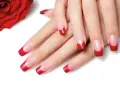 39 ideas de uñas rojas para Navidad