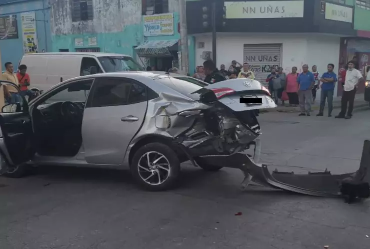 accidente auto grua centro de merida
