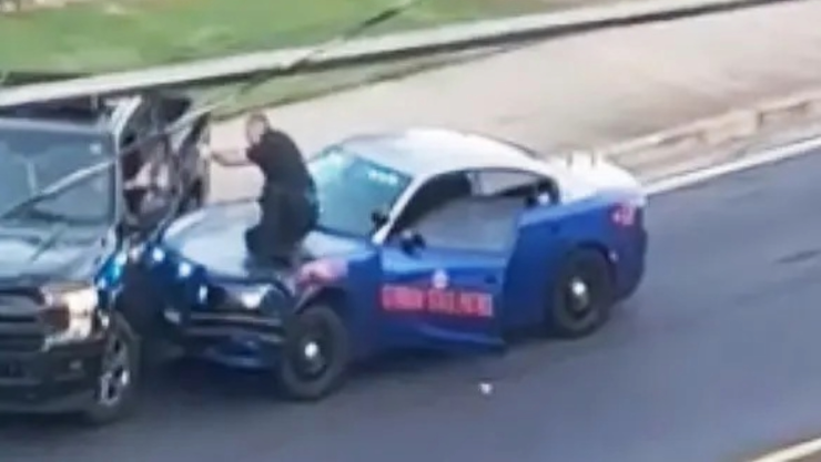 VIDEO Conductor atropella a cinco personas en Atlanta e intenta darse a la fuga