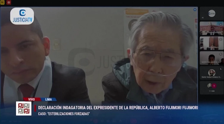Fujimori es acusado de obligar a las mujeres a esterilizarse para reducir la tasa de natalidad en la década de 1990 para disminuir la pobreza en el país.