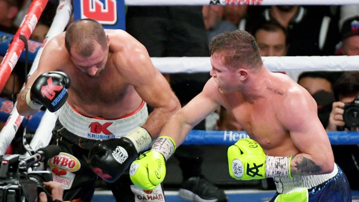 Canelo Alvarez v Sergey Kovalev
