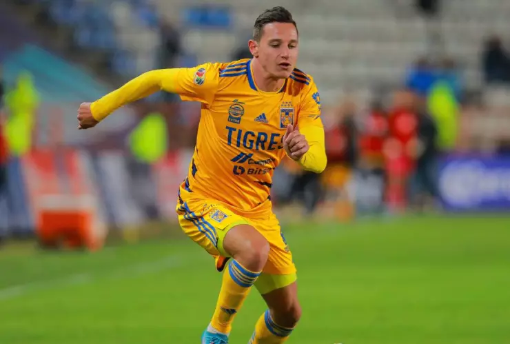 Tigres hace oficial la salida del delantero Florian Thauvin
