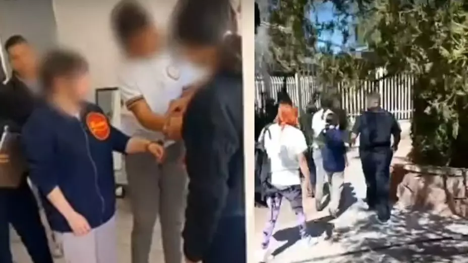 Esposan a dos alumnas