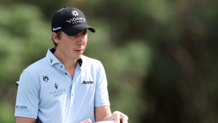 Carlos Ortiz est&aacute; a cuatro golpes del liderato en Maui, Haw&aacute;i.