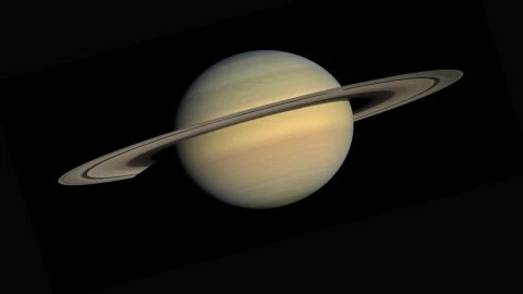 Anillos-de-Saturno-Cuántos-son-de-qué-están-hechos-y-por-qué-desaparecerán
