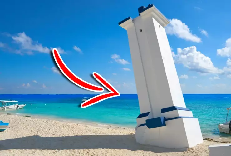 Faro Inclinado de Puerto Morelos_ Esta es la historia de por qué se encuentra en esa condición y su significado actual.webp