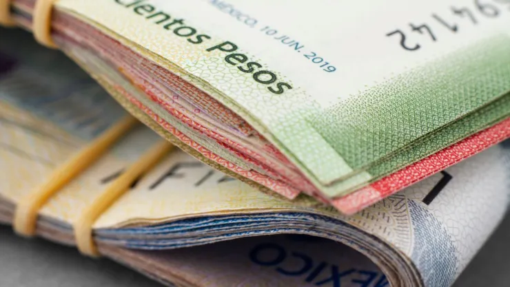 ¿Por qué cayó tanto el peso mexicano frente al dólar hoy 28 de julio?