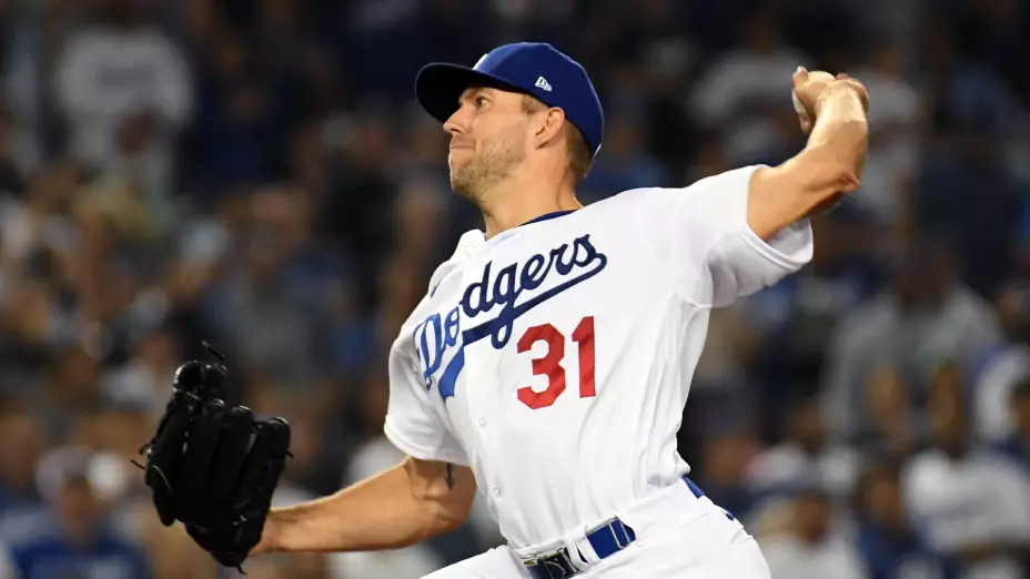 tyler anderson cerca sin hit ni carrera