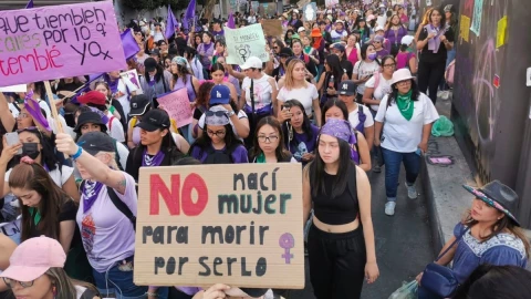 Kit para la marcha 8M 2025