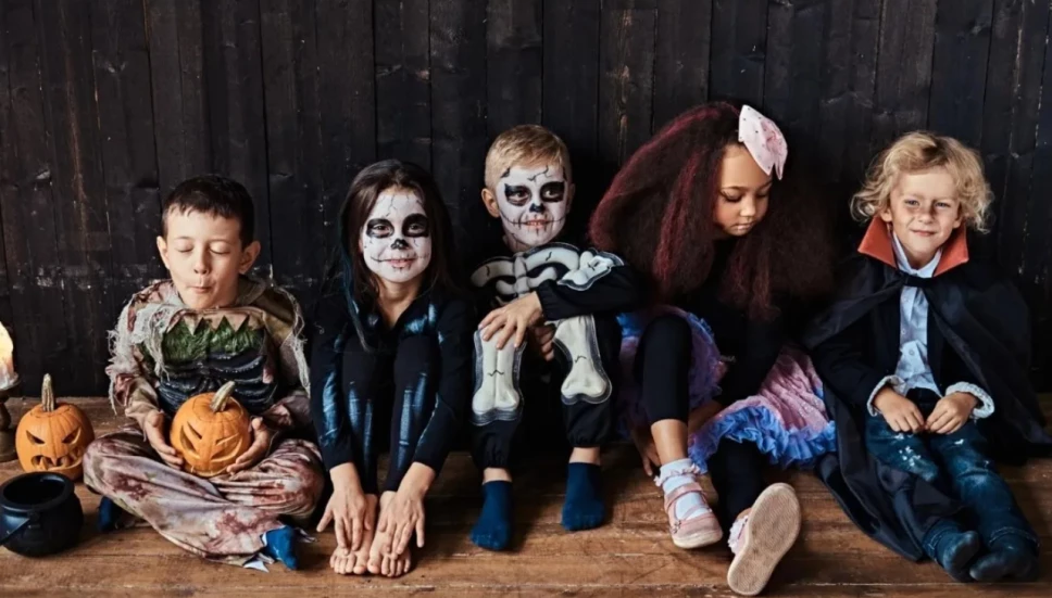 niños se disfrazan para pedir calaverita el 1 y 2 de noviembre.
