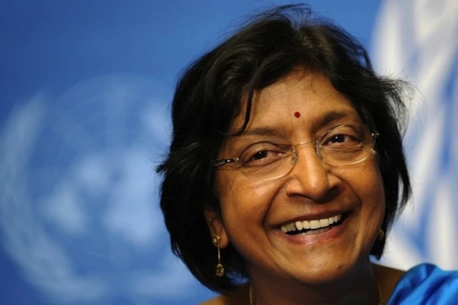 LA Altal Comisionada de la ONU, Navi Pillay, pidió permiso al gobierno de Egipto para enviar una misión a su país