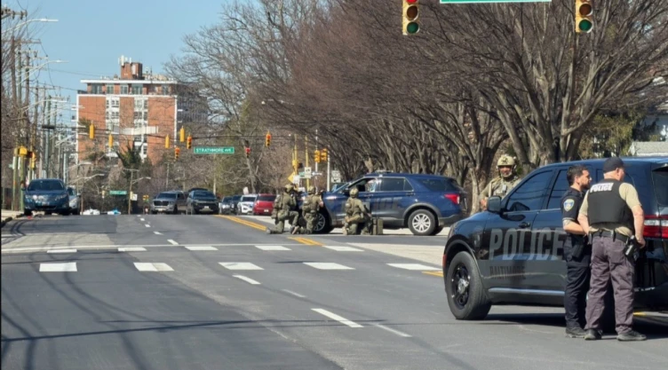 Tiroteo en sinagoga cerca de Baltimore: reportan policías y atacante heridos tras ataque armado
