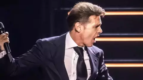 Luis Miguel invita a mujer a su concierto; previamente le arruinó su cumpleaños en Mérida