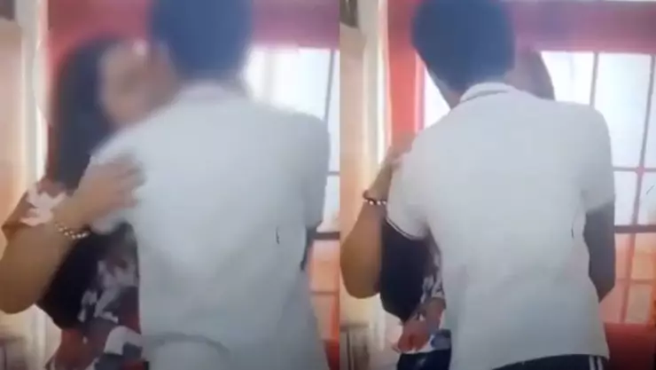 Captan a maestra de telesecundaria besando a alumno en Tabasco; así ocurrió (+Video)