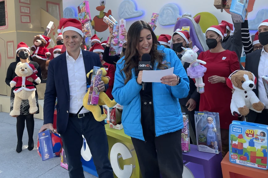 ¡Toda la familia de Banco Azteca se unió a la misión del Juguetón Azteca!