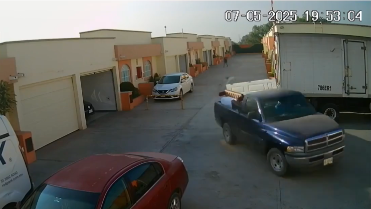 Se roban hasta el sillón en motel de San Luis Potosí y escapa en camioneta, 8 de mayo 2025.png