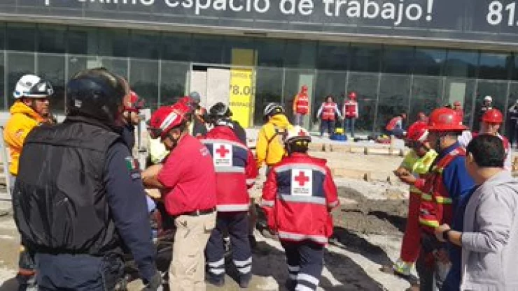 Cruz Roja, accidente en Monterrey
