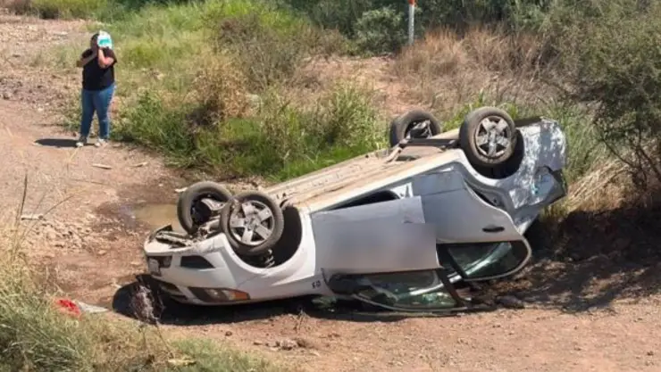 volcadura carretera Chihuahua–Juárez