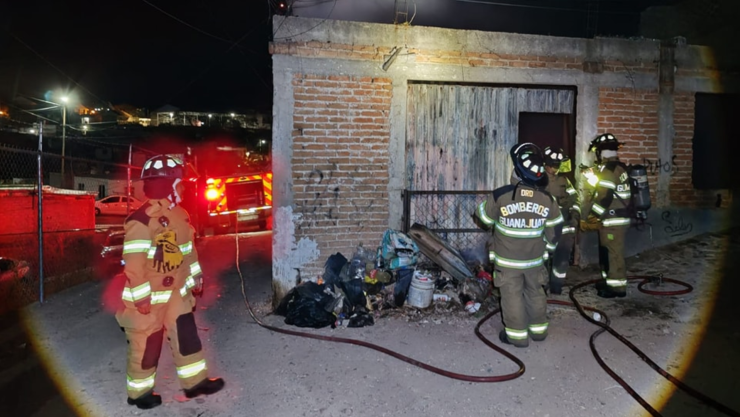 Incendio en casa de Marfil moviliza a bomberos de Guanajuato capital este 5 de mayo 2025.png