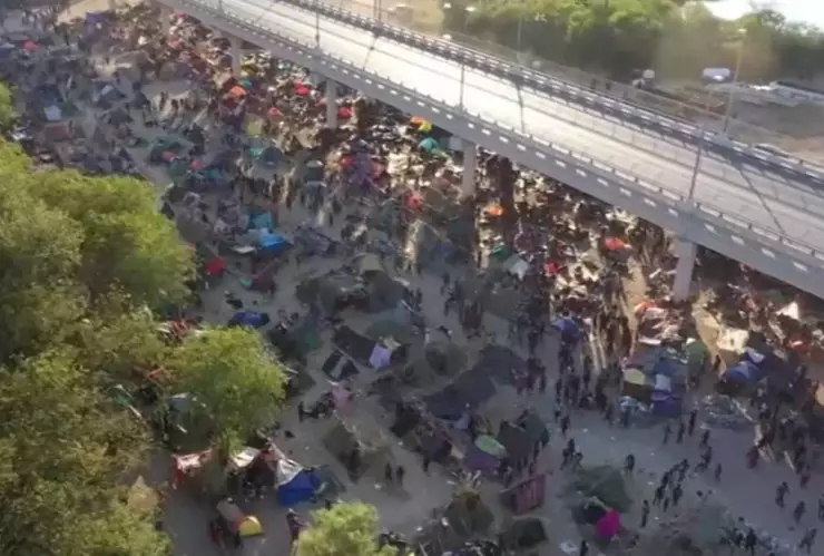 haitianos-texas (1).jpg