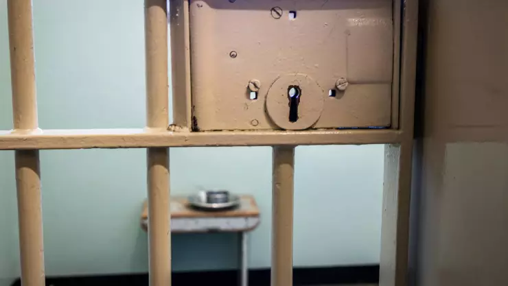 Por agresiones y amenazas, detienen a hombre en Mérida