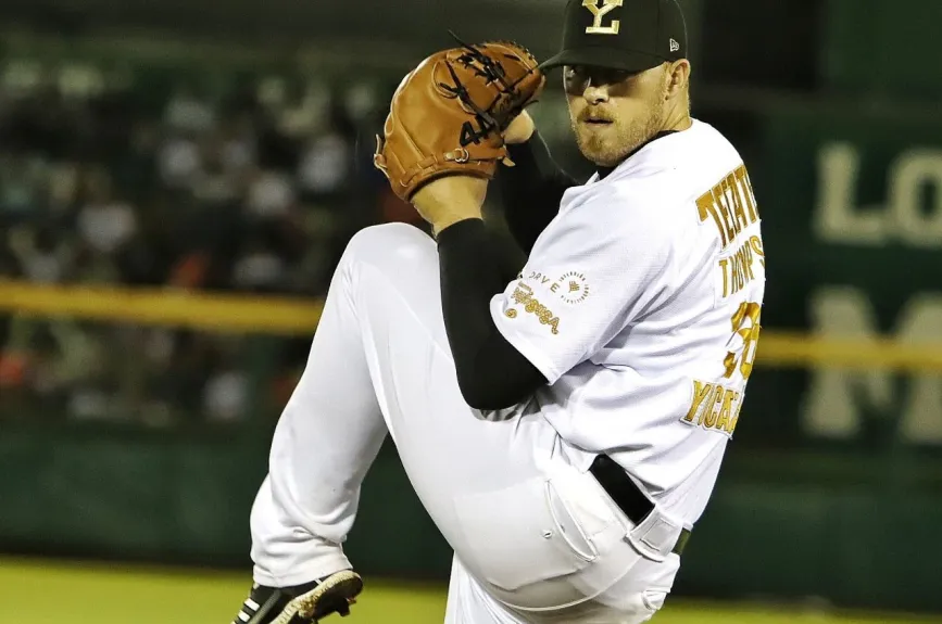 Leones vs Toros Juego 3 Serie del REY