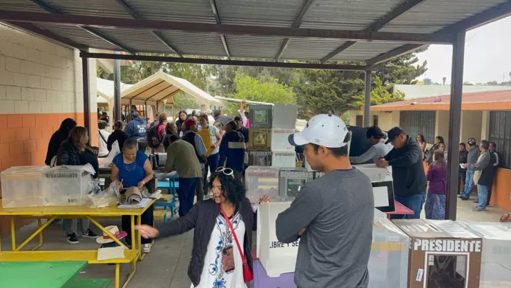 FILA EN PRIMARIA DEL MARIANO MATAMOROS