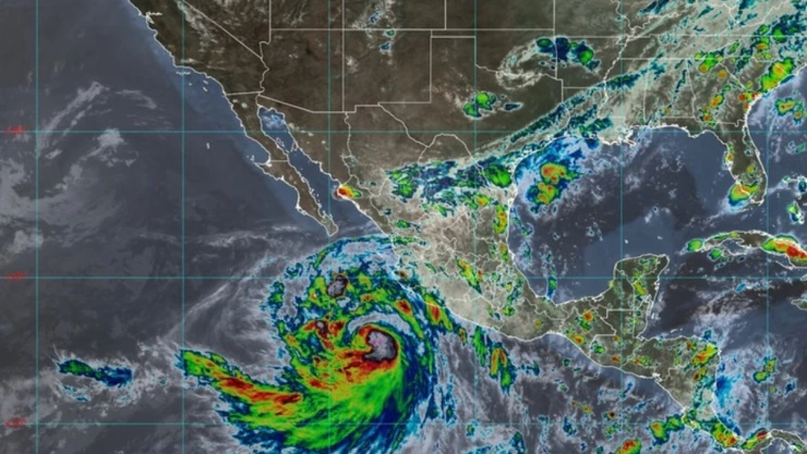 Kay se convierte en Huracán Categoría 1 en el Pacífico