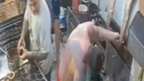 Explosión de gas en rotisería deja tres heridos.jpg