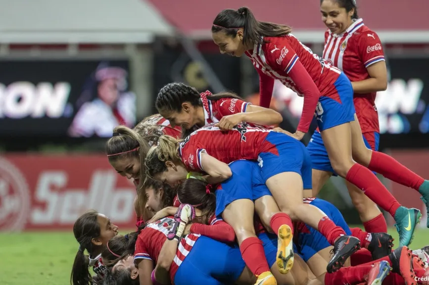 20 semifinales liga mx femenil chivas vs atlas.jpg