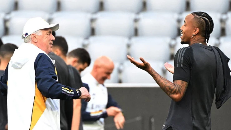 Carlo Ancelotti y Militao