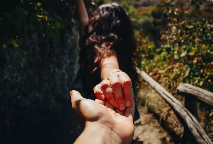 ¿Cuál es la teoría de la cebolla que ocupan las parejas?