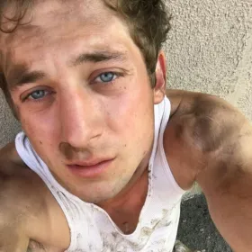 Jeremy Allen White