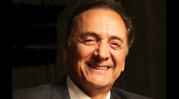 /famosos/ultima-hora-muere-cantante-ricardo-pereyra-sufrir-accidente-casa-pb-notas