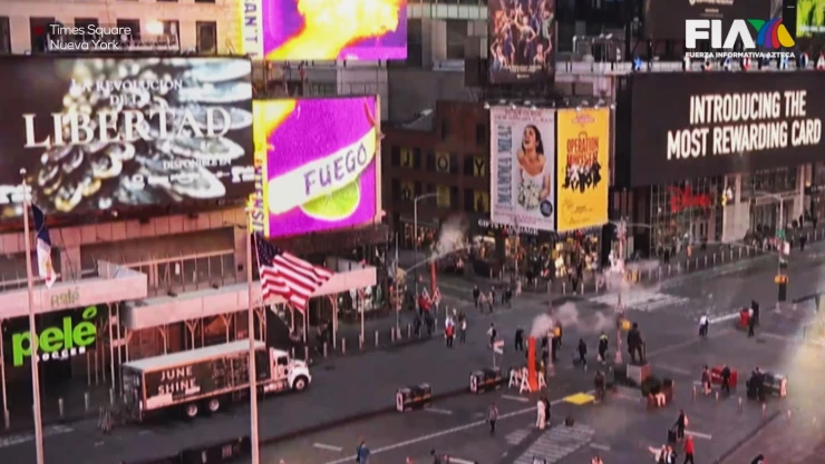 Impactante: proyectan promocional en Nueva York de “La Revolución de la Libertad”, la serie de Ricardo Salinas Pliego