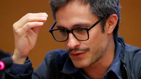 gael garcia.jpg