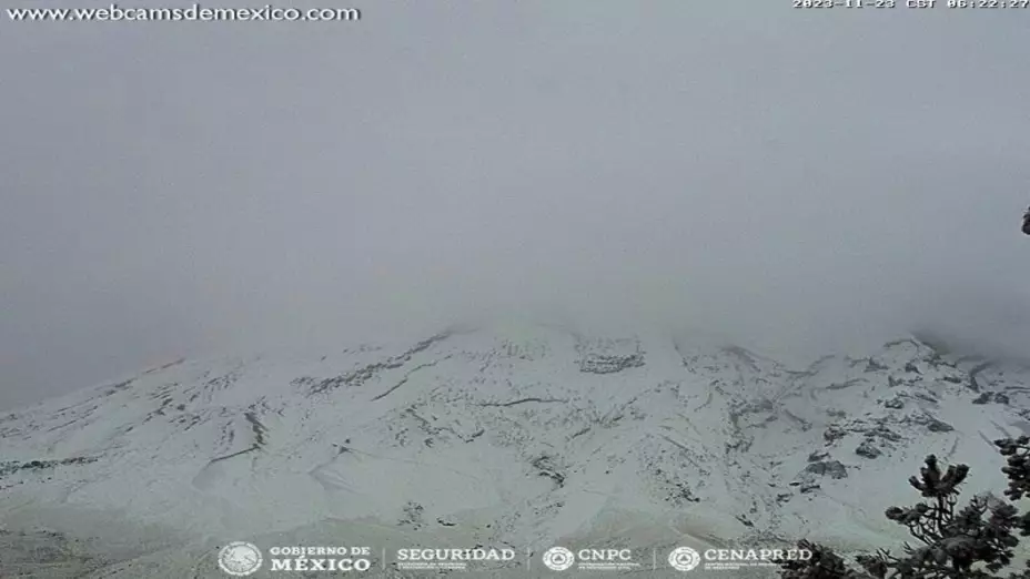FOTOS-Así-amanecen-el-Nevado-de-Toluca-y-el-volcán-Popocatépetl-tras-frente-frío-11